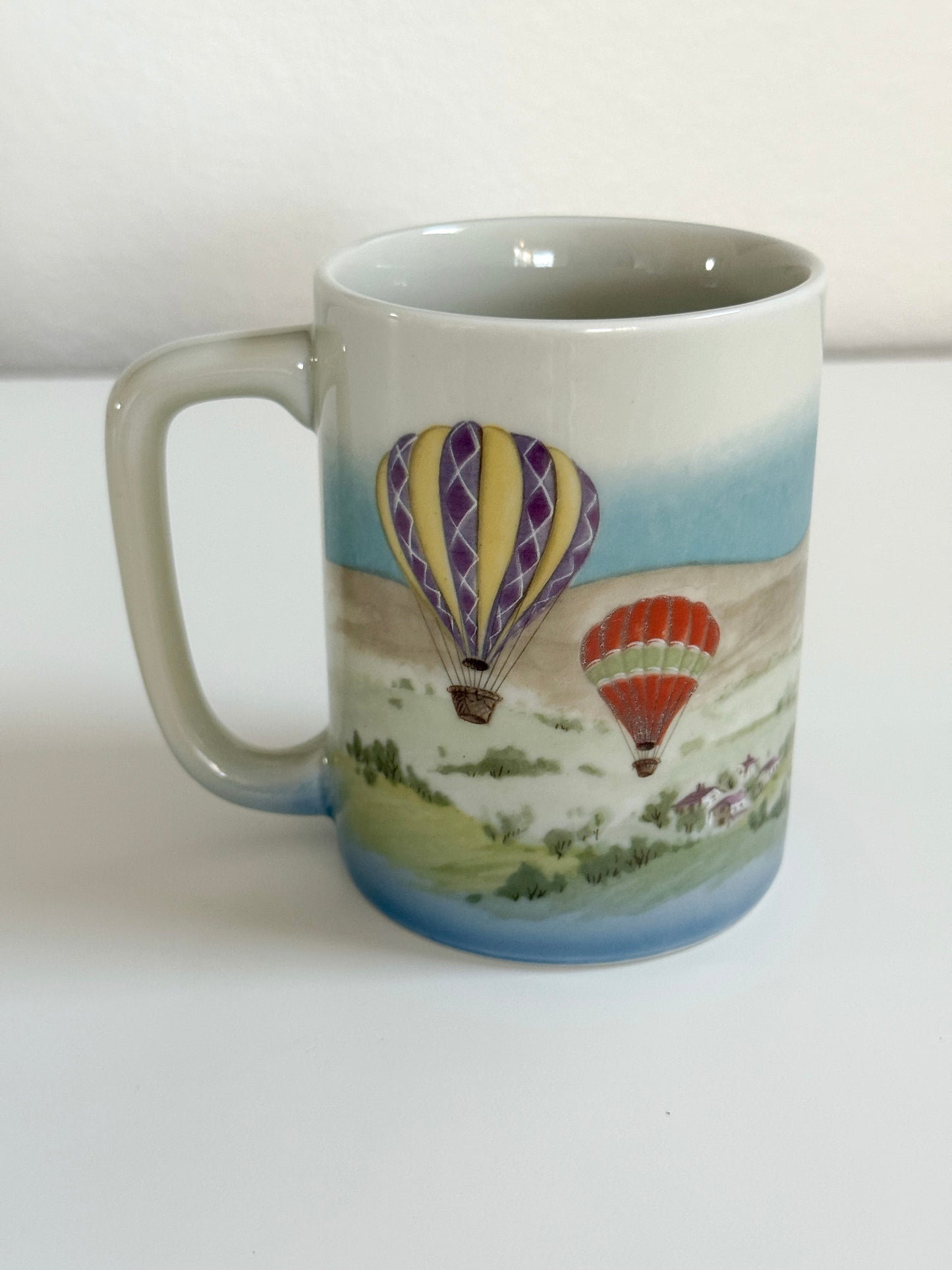 Vintage Hot Air Balloon Mug