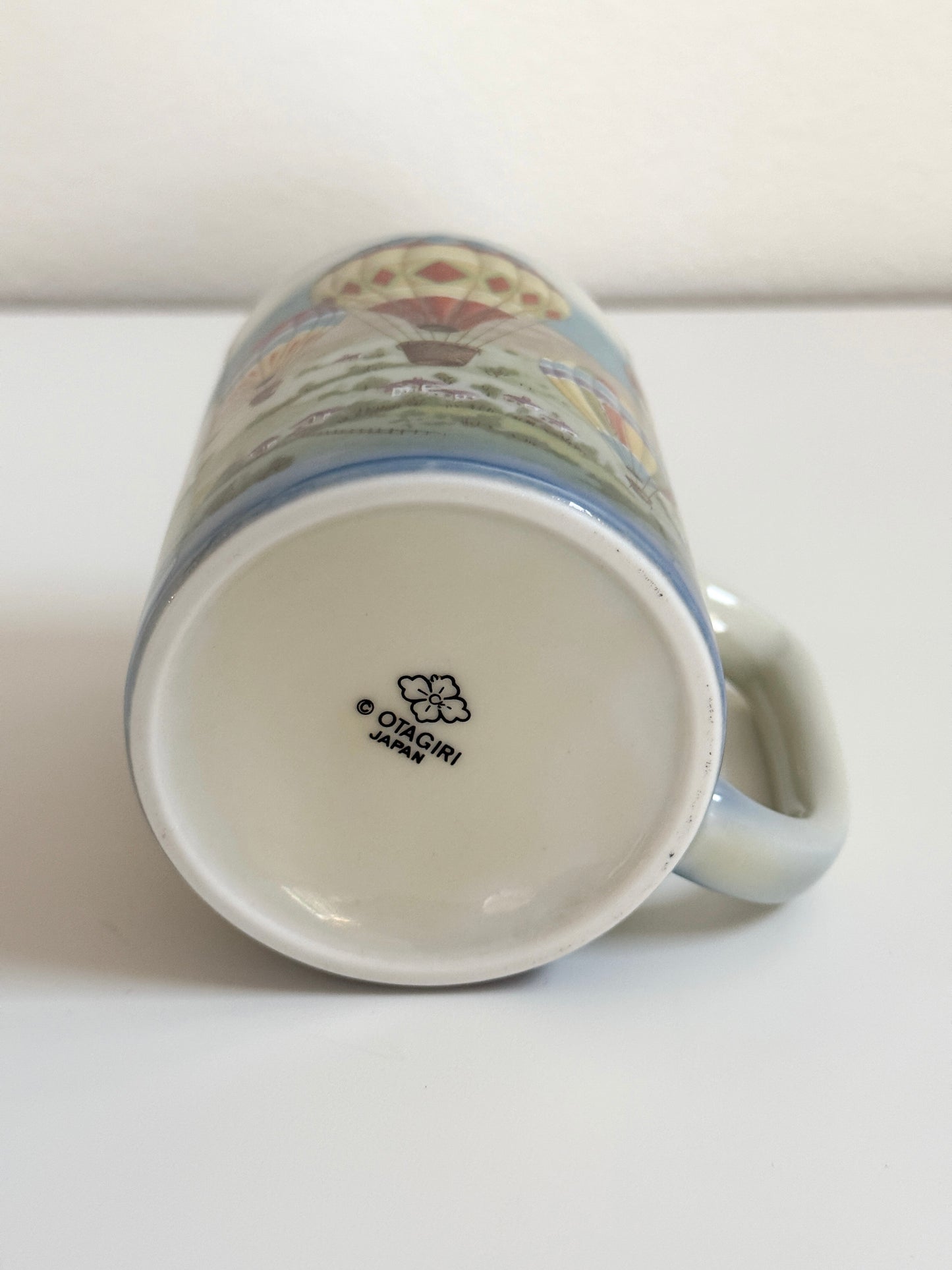 Vintage Hot Air Balloon Mug