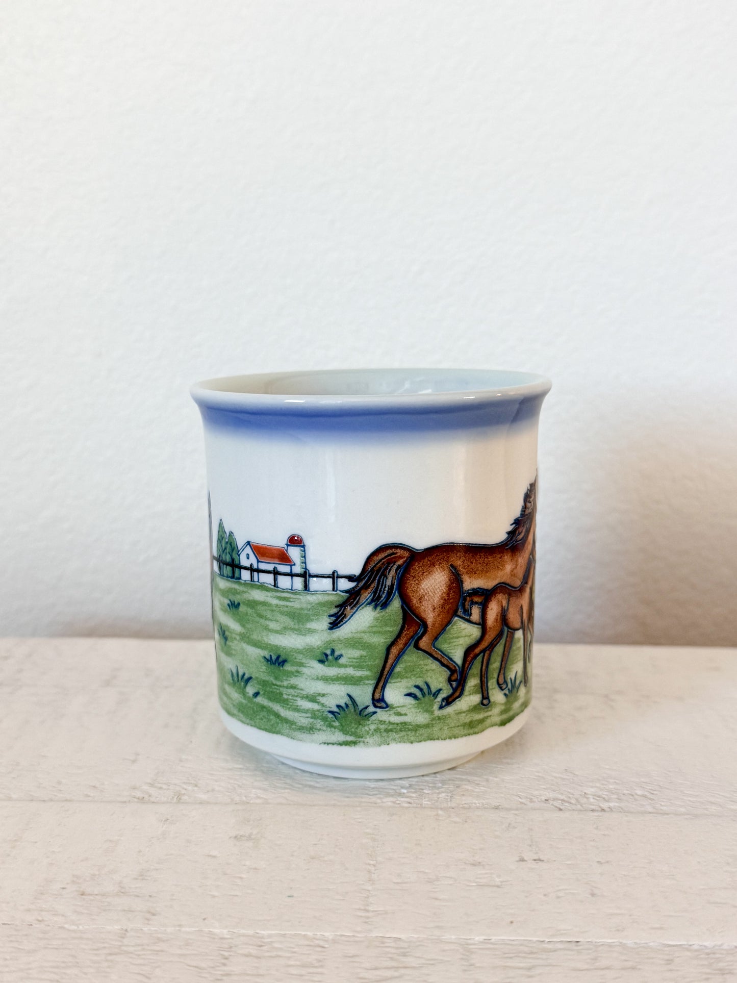 Vintage Horse Mug (Blue Rim)