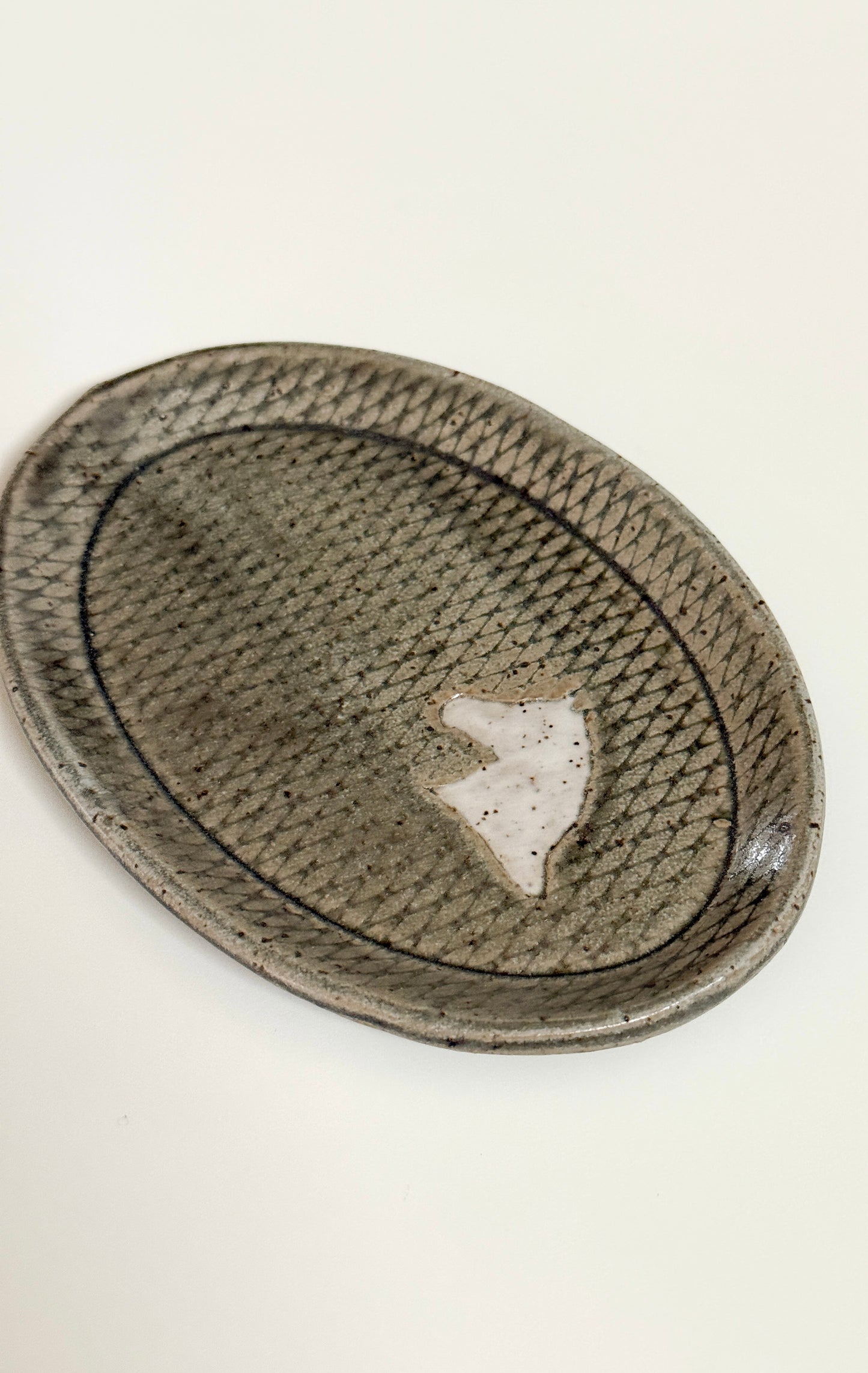 White Horse Stoneware Trinket Dish (Oval)