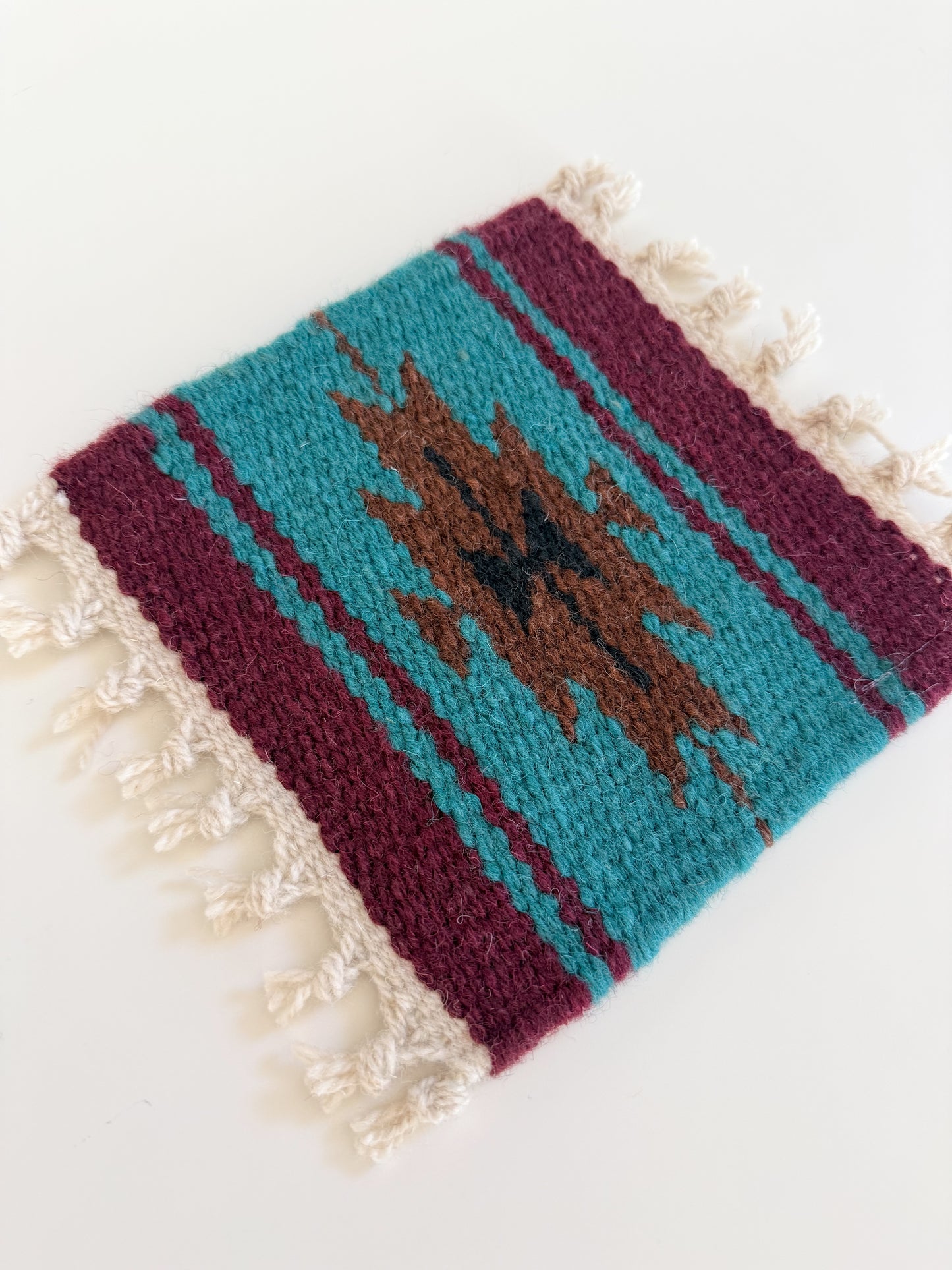Maya Coaster Single (Maroon)