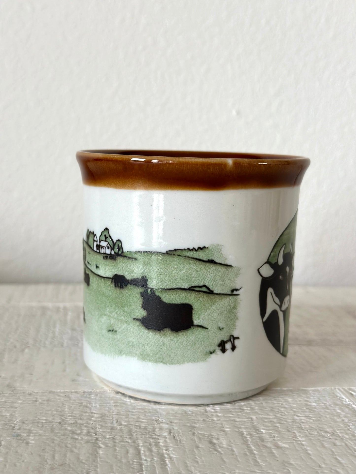 Vintage Cow Mug (Brown Rim)