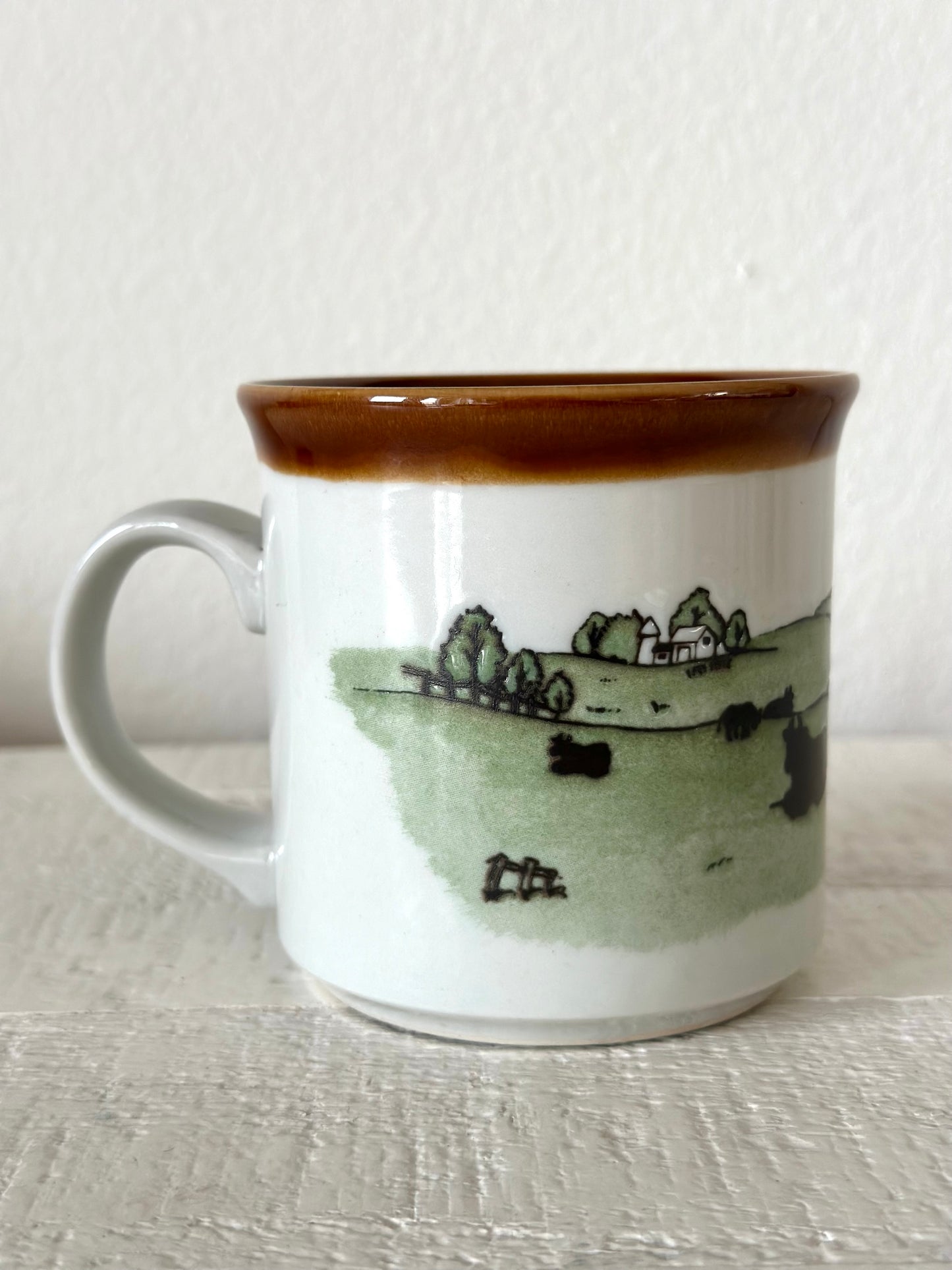 Vintage Cow Mug (Brown Rim)