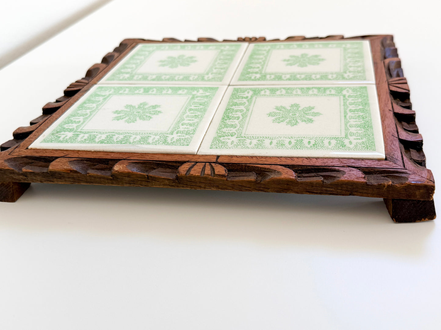 Vintage Tile Tray/Trivet