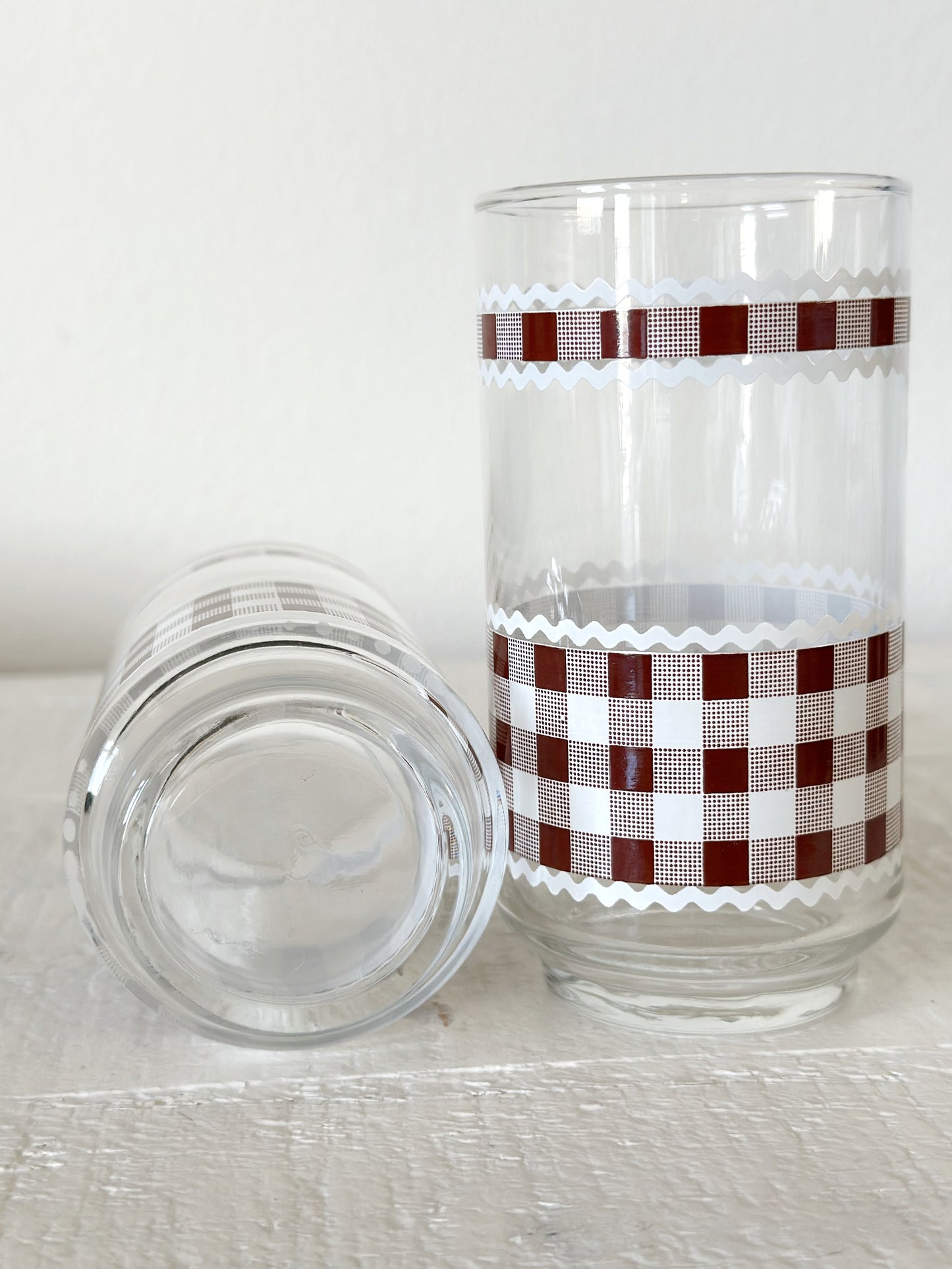 Vintage Gingham Drinking Glass Set