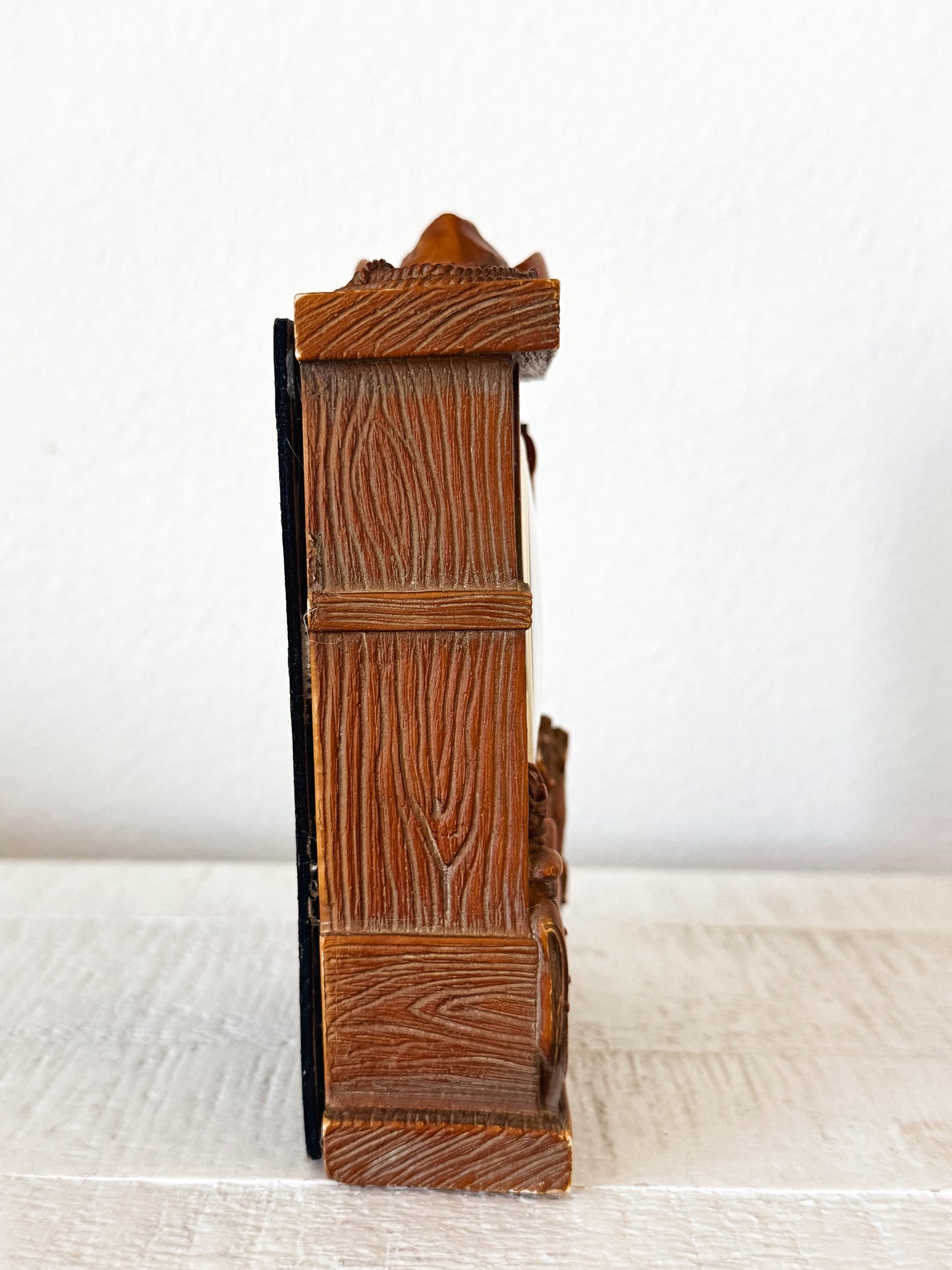 Vintage Western Quartz Mantel Clock