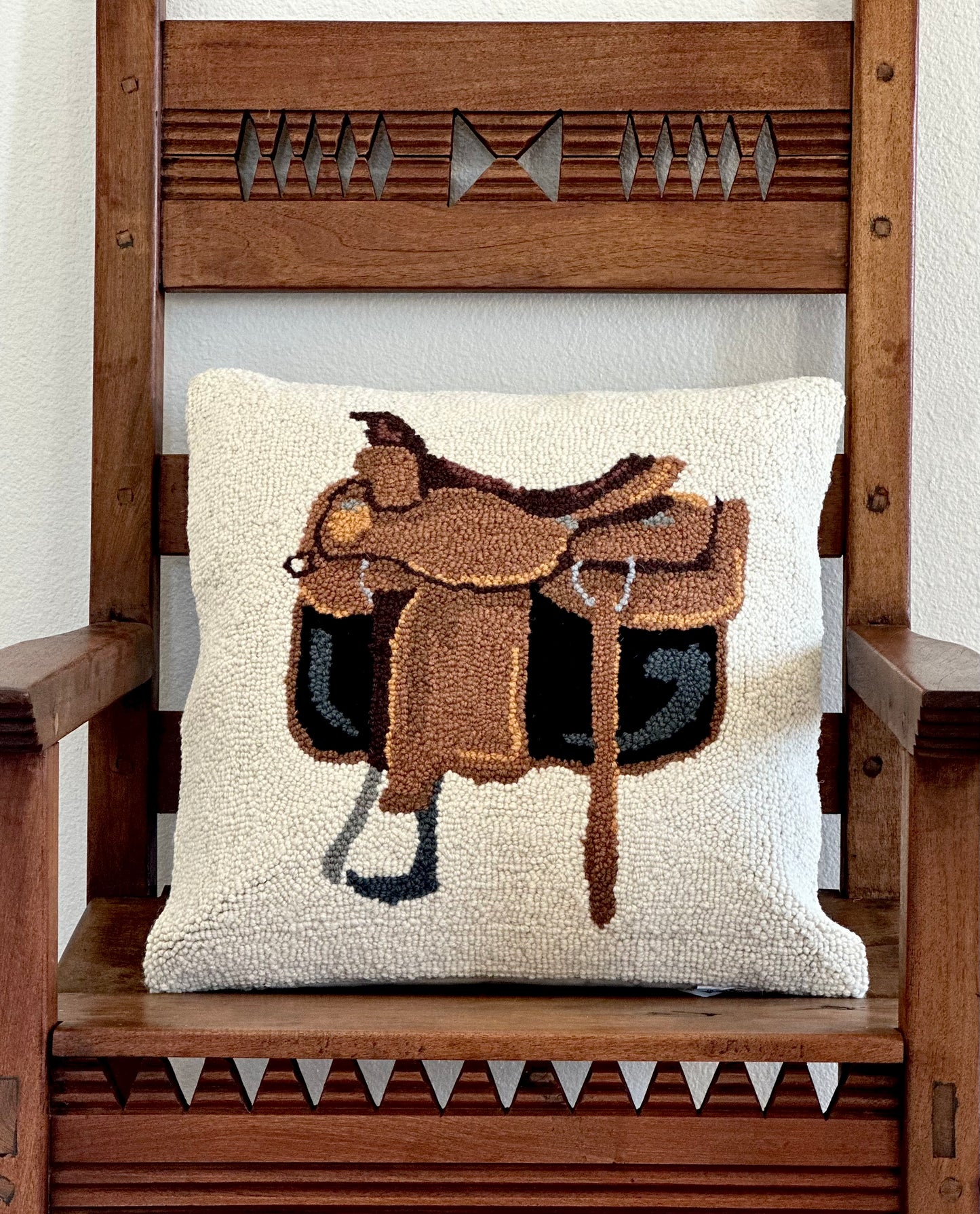 Saddle Pillow