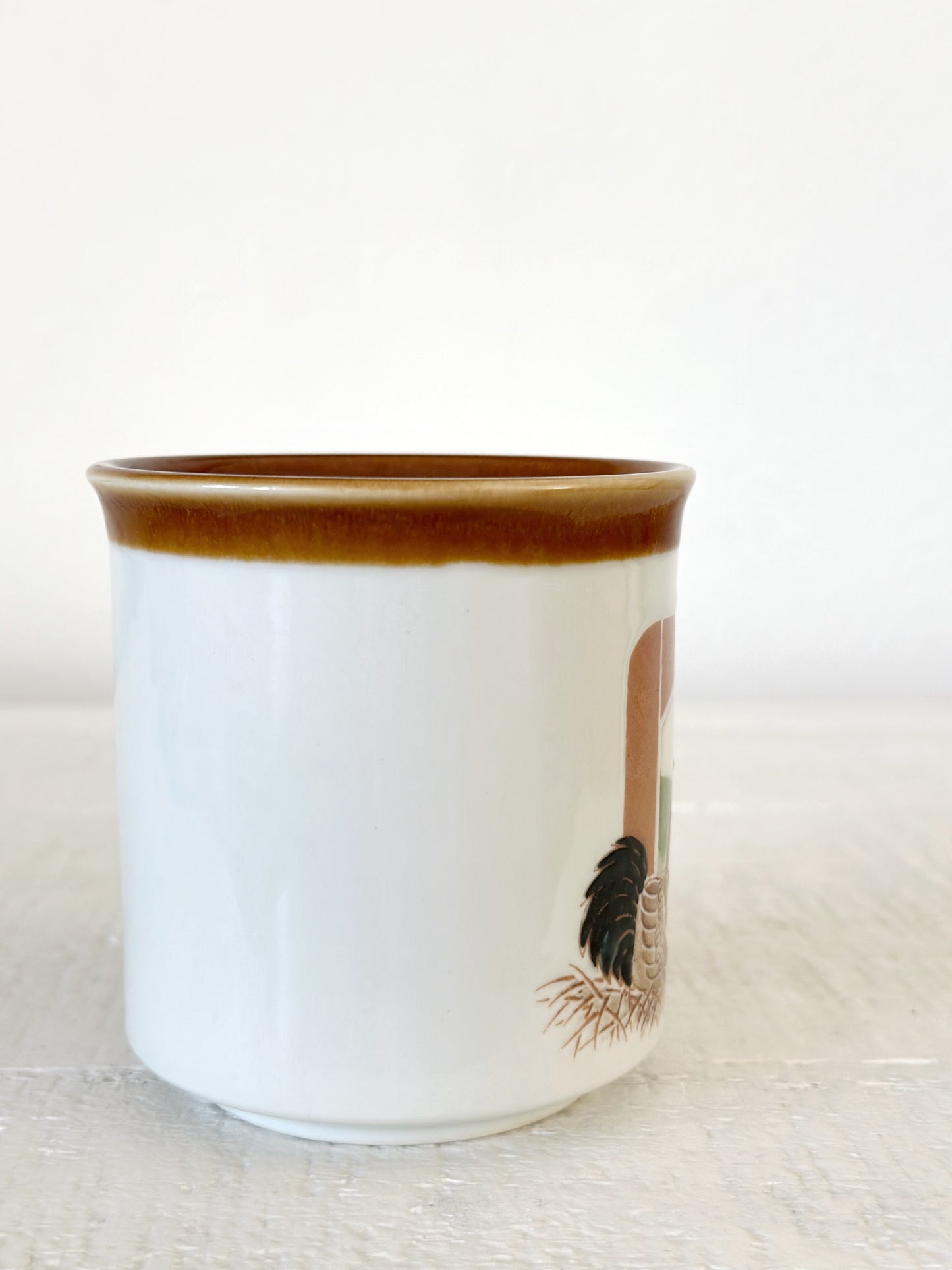 Vintage Chicken Mug (Brown Rim)