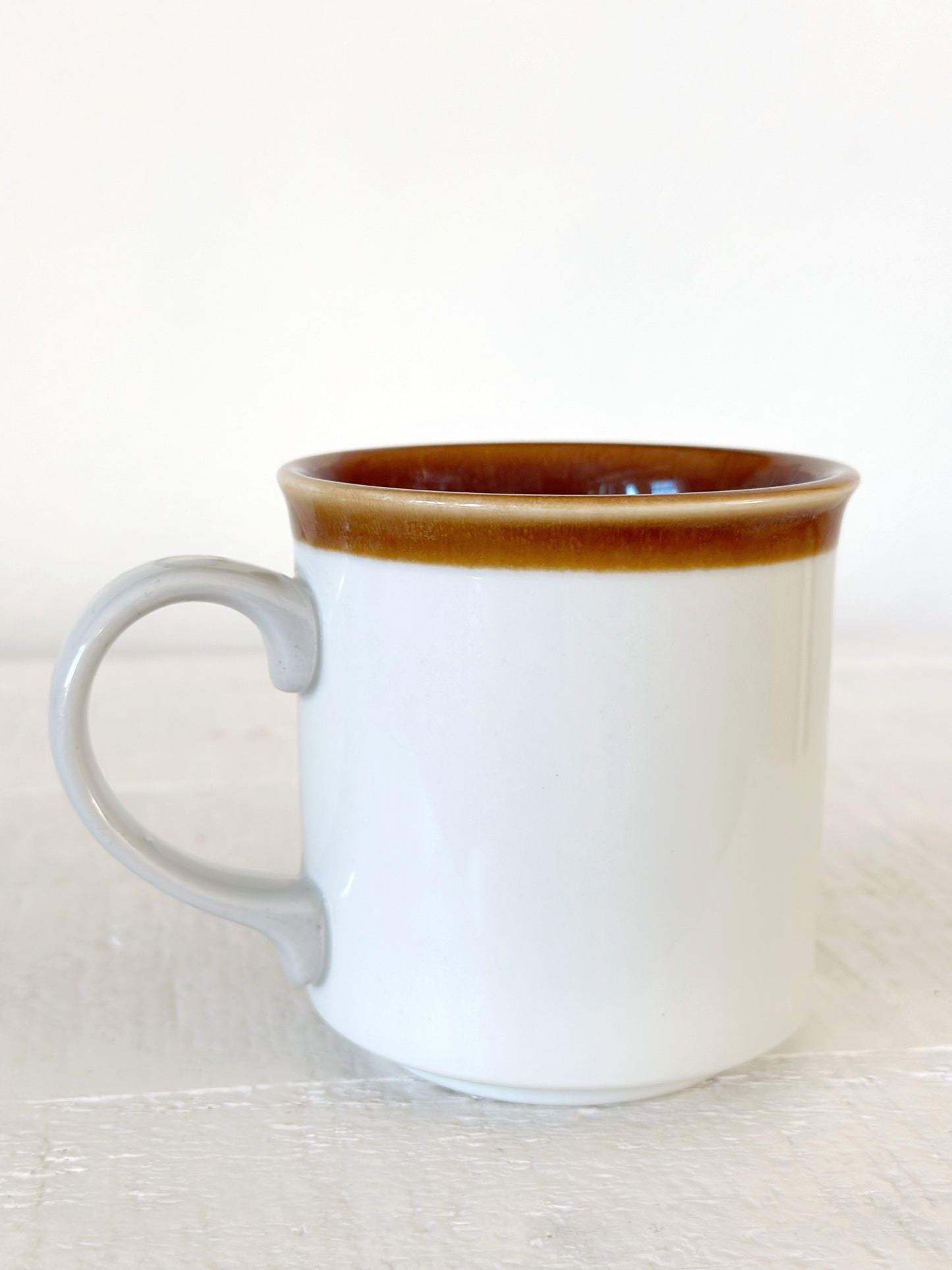 Vintage Chicken Mug (Brown Rim)