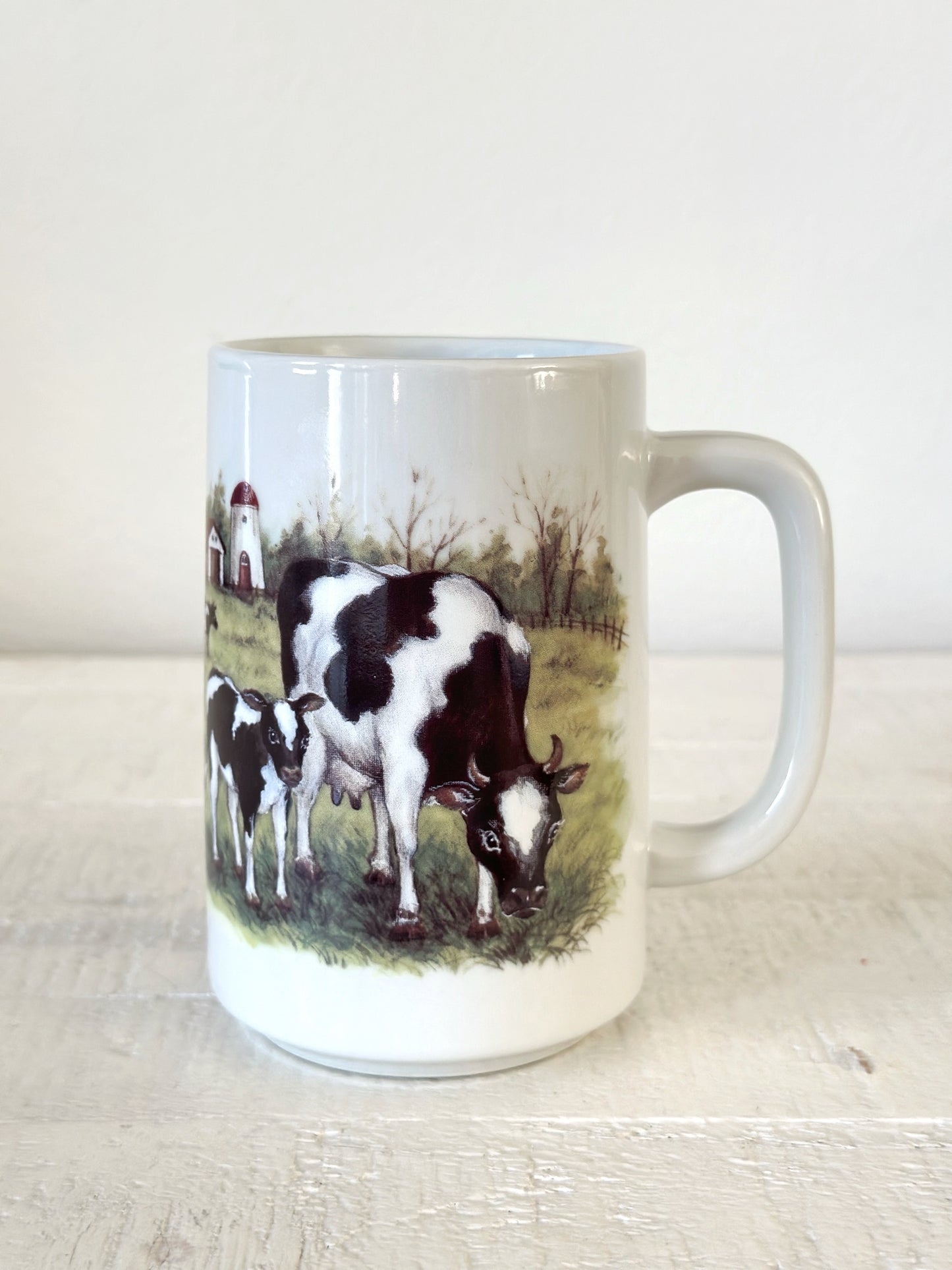 Vintage Mama Cow Mug (Large)