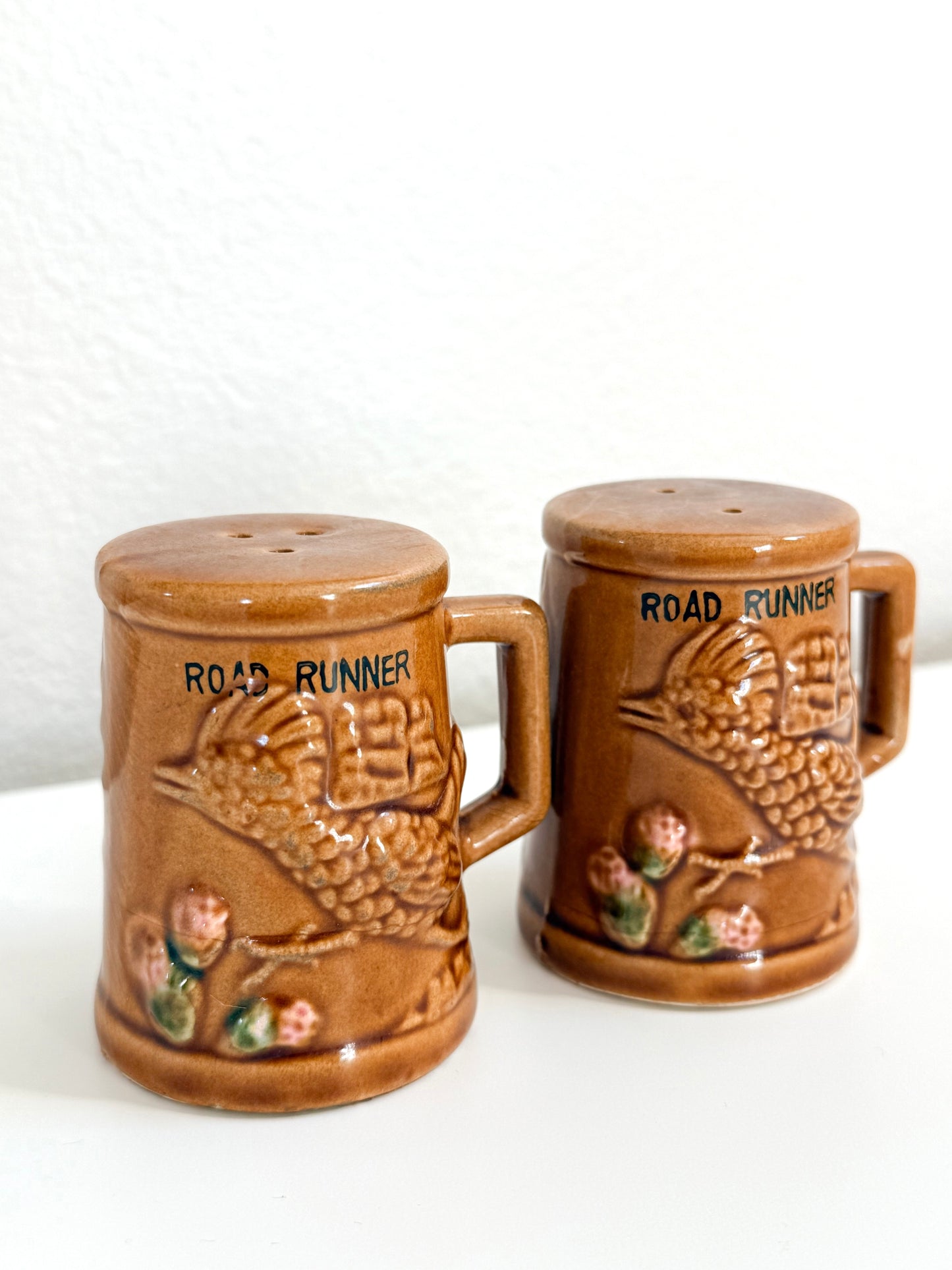 Vintage Road Runner Salt & Pep