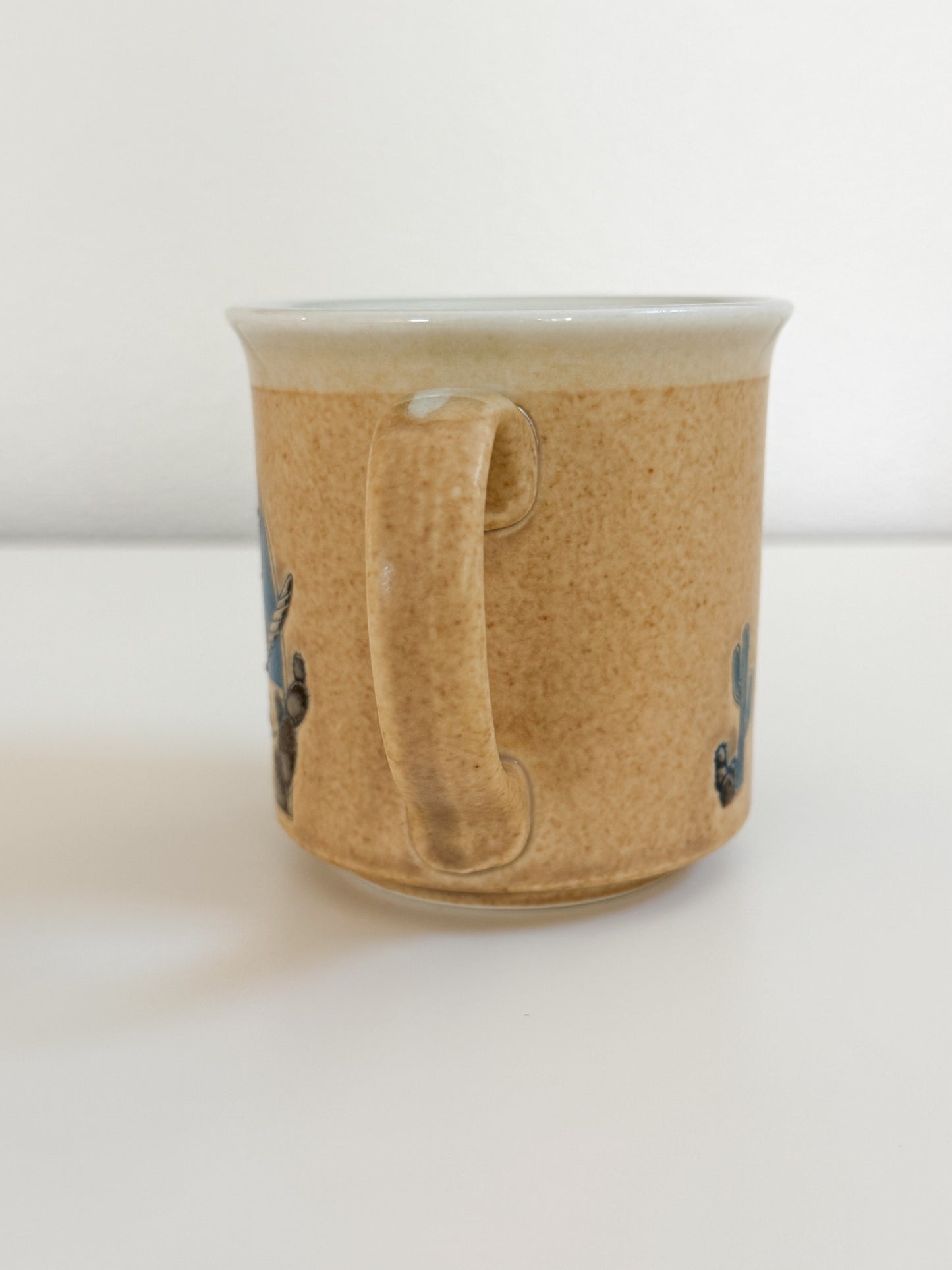 Vintage Roadrunner Mug (READ)
