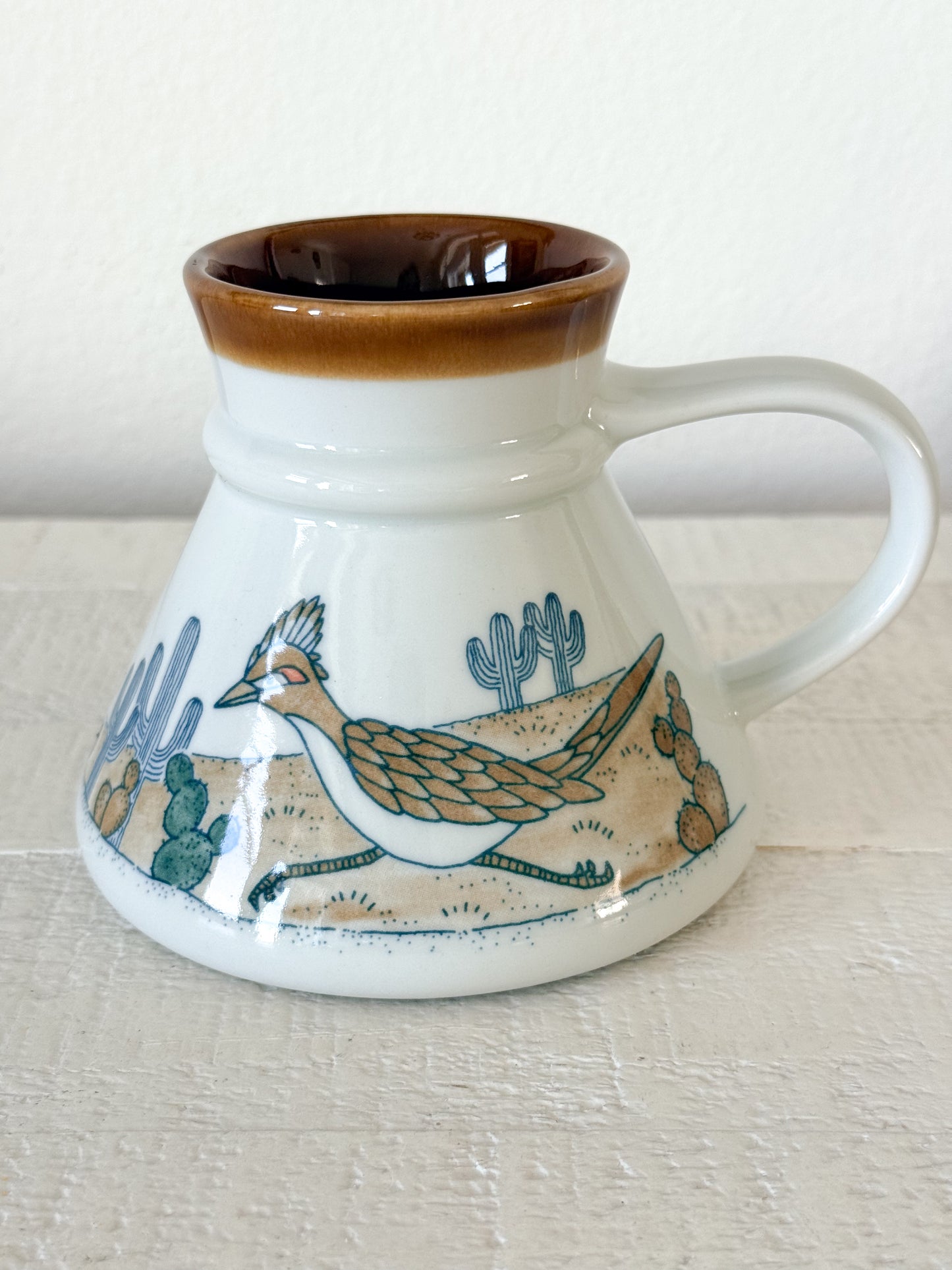 Vintage Roadrunner No Spill Mug