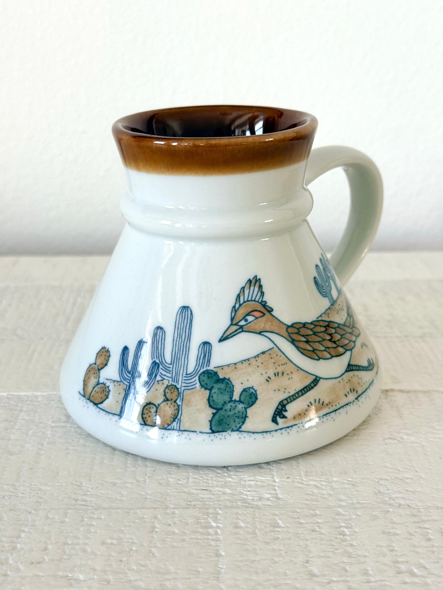 Vintage Roadrunner No Spill Mug