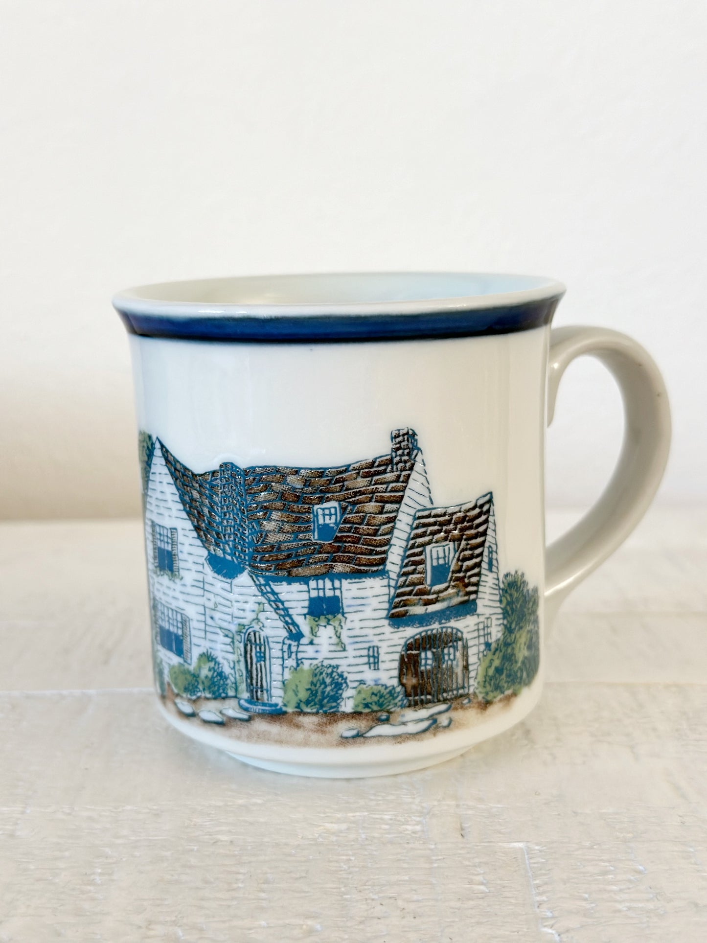 Vintage Cottage Mug