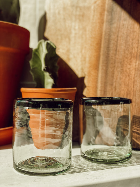 Black rimmed glass tumbler 